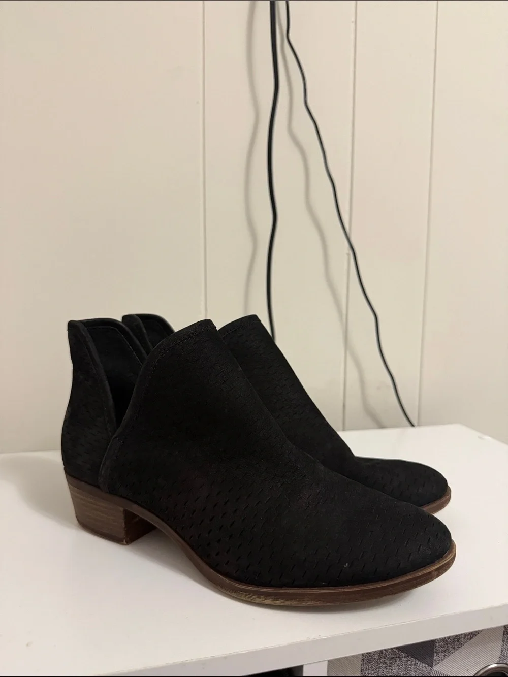 Lucky brand Women's Black Low Heel Ankle Booties